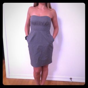 Banana Republic Grey strapless with pockets